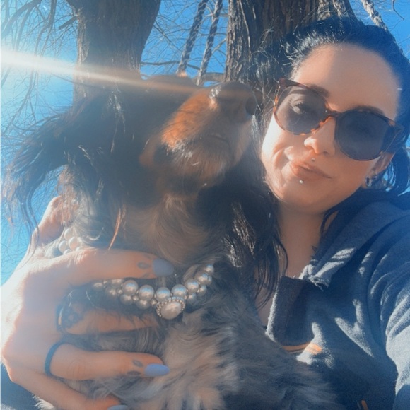 Meet your Posher!🖤🦇 - Picture 3 of 3